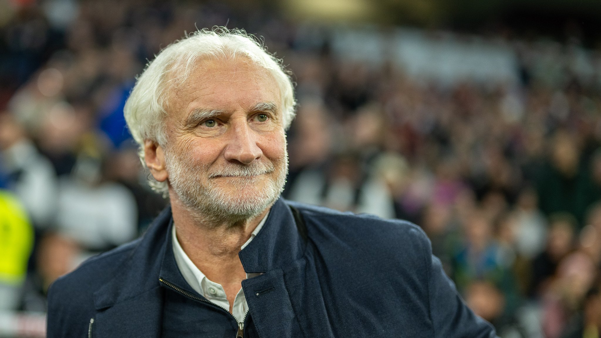 Rudi Völler Hồi Sinh Đội Tuyển Đức - Chủ Tịch Trong Trái Tim Mỗi Người Hâm Mộ Rudi Völler Hồi Sinh Đội Tuyển Đức – Chủ Tịch Trong Trái Tim Mỗi Người Hâm Mộ
