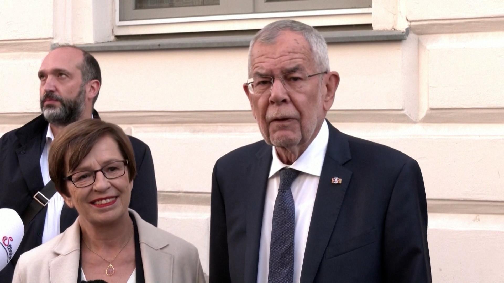 Österreich Van der Bellen bei der Wahl vorn