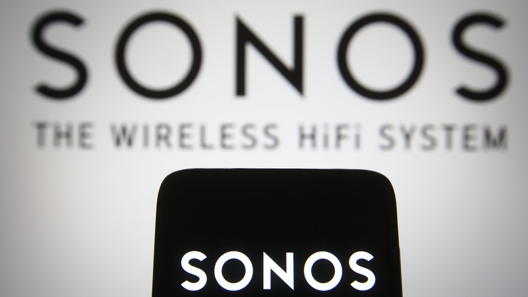 Das Sonos-Logo vor weißem Hintergrund.