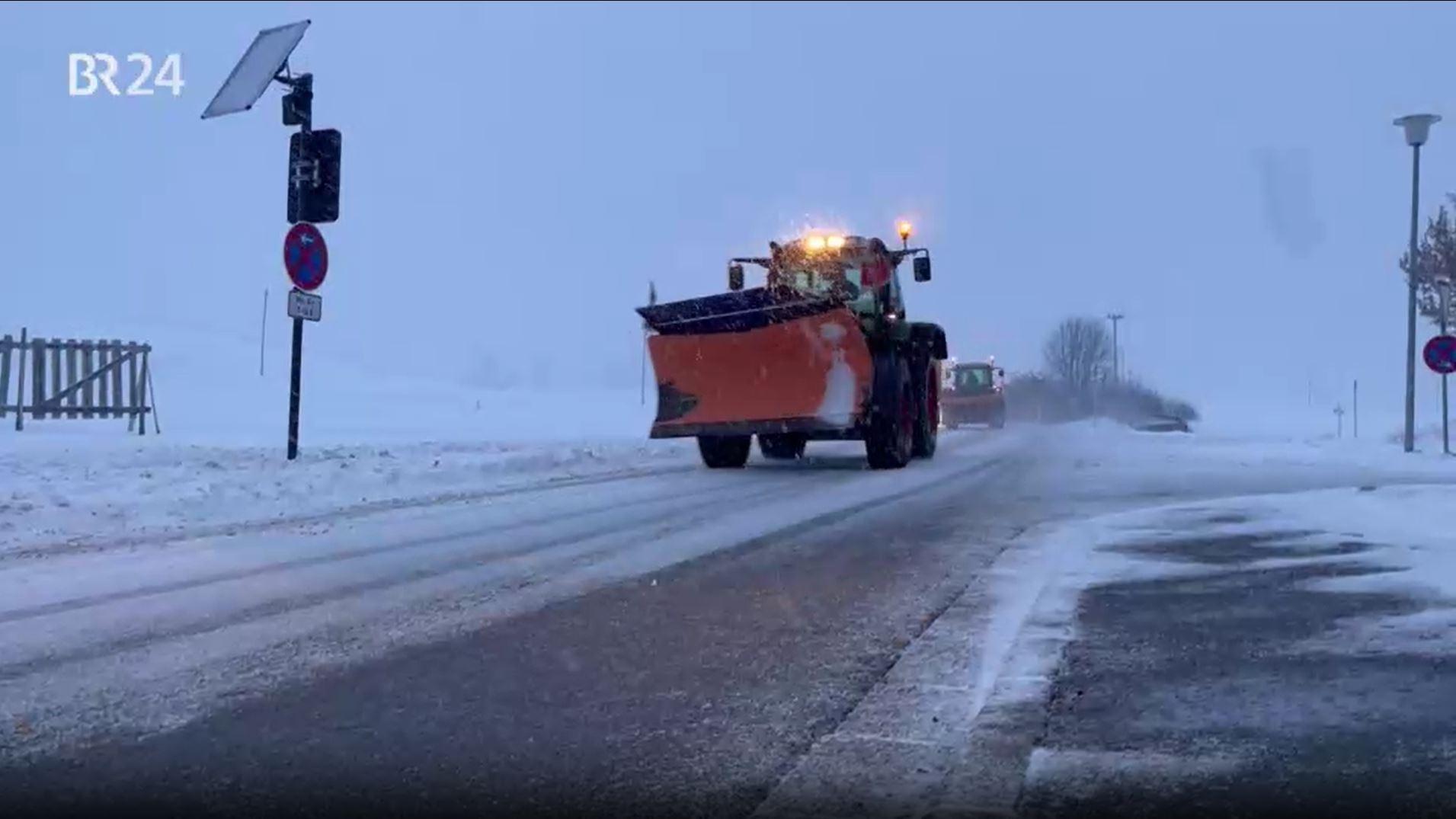 Video: Wintereinbruch mit viel Schnee im Süden Bayerns