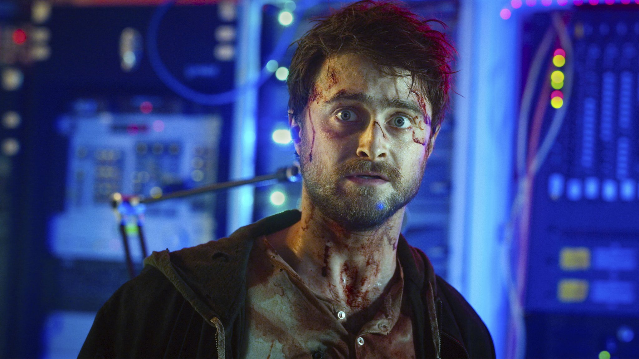 Der Genrewechsel zum Actionkino ist spielerisch geglückt: Daniel Radcliffe in "Guns Akimbo" (Filmszene)