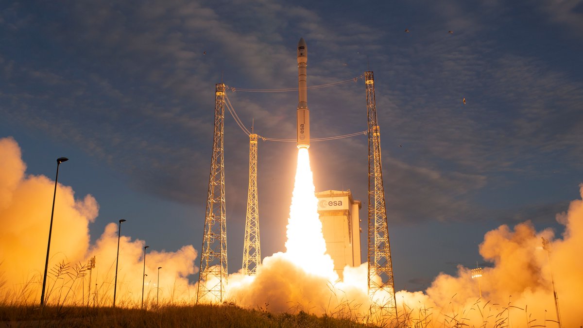 Satellit Aeolus erfolgreich zur Windbeobachtung gestartet