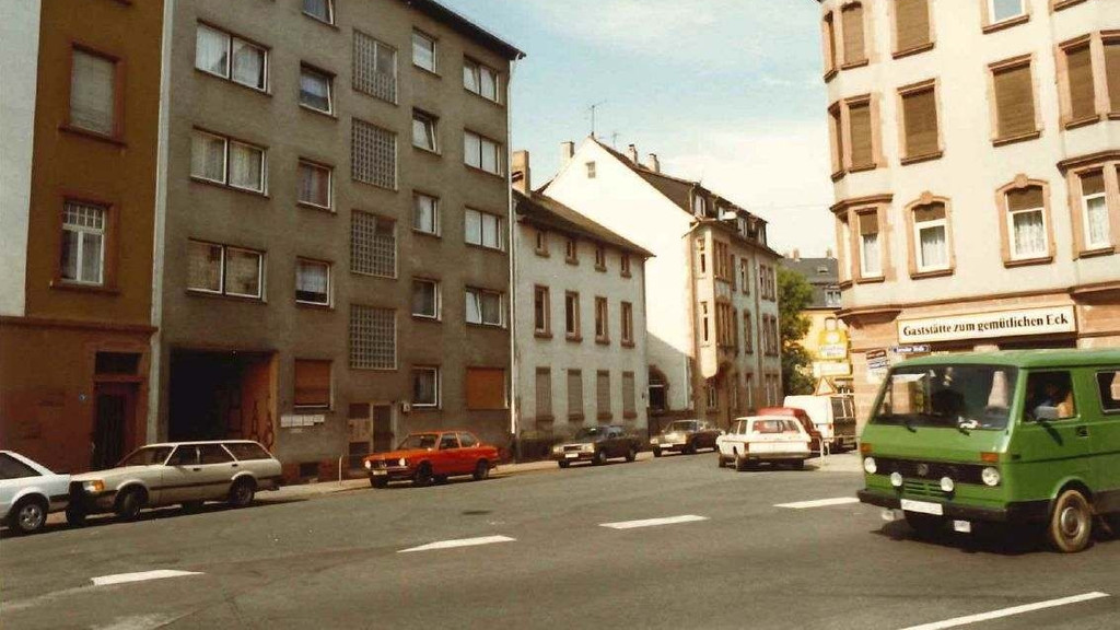 Gaststätte "Zum gemütlichen Eck" in Frankfurt (Foto aus dem Jahr 1987)