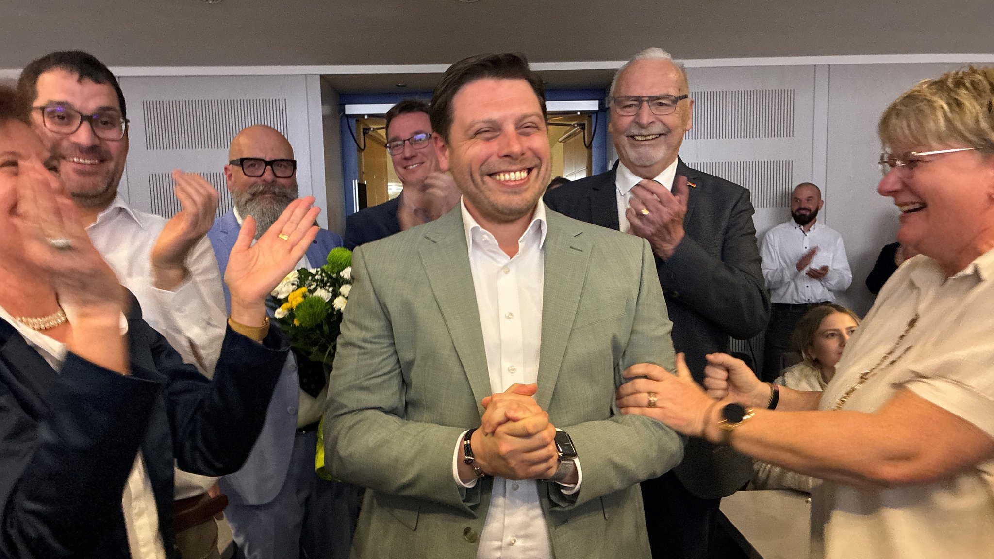 Björn Bartels (CSU/Neue Mitte) ist Miltenbergs neuer Landrat | Bild: BR/Alina Hanss Björn Bartels (CSU/Neue Mitte) ist Miltenbergs neuer Landrat