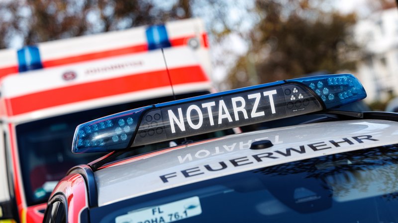 Symbolbild: Notarzt | Bild: picture alliance / dpa | Matthias Balk Symbolbild: Notarzt