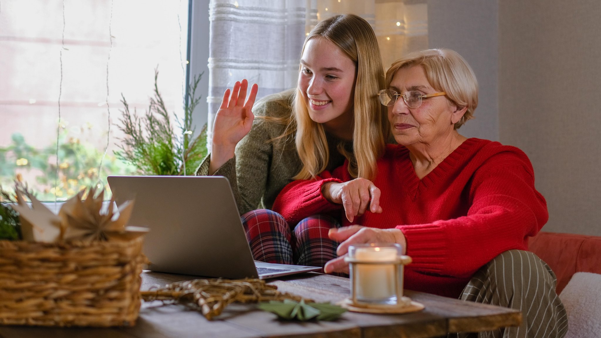 Die sogenannte Mütterrente kostet die Rentenversicherung pro Jahr derzeit rund 13,5 Milliarden Euro. | Bild: picture alliance / Westend61 | Tatsiana Shyntar Die sogenannte Mütterrente kostet die Rentenversicherung pro Jahr derzeit rund 13,5 Milliarden Euro.
