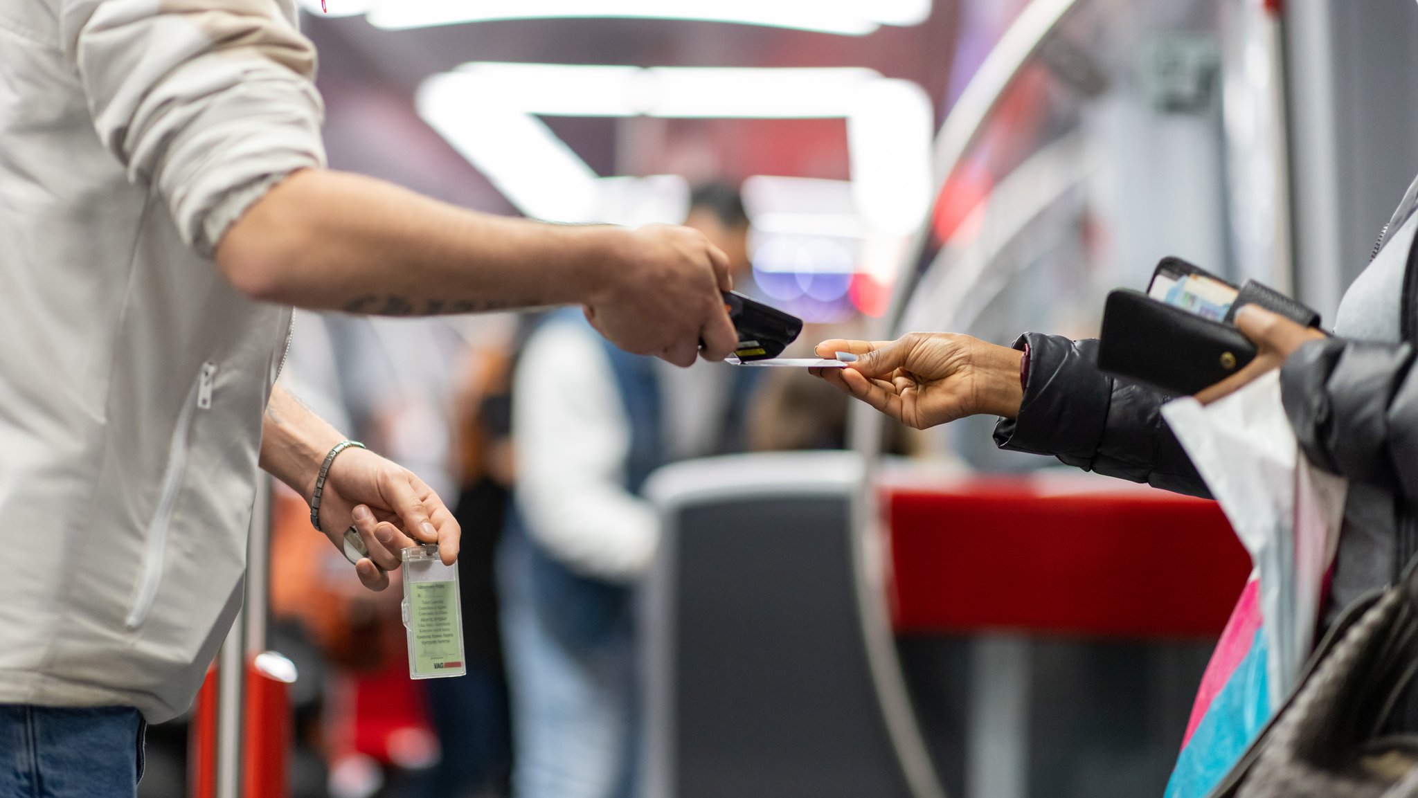 Fahrkartenkontrolle in der Nürnberger U-Bahn