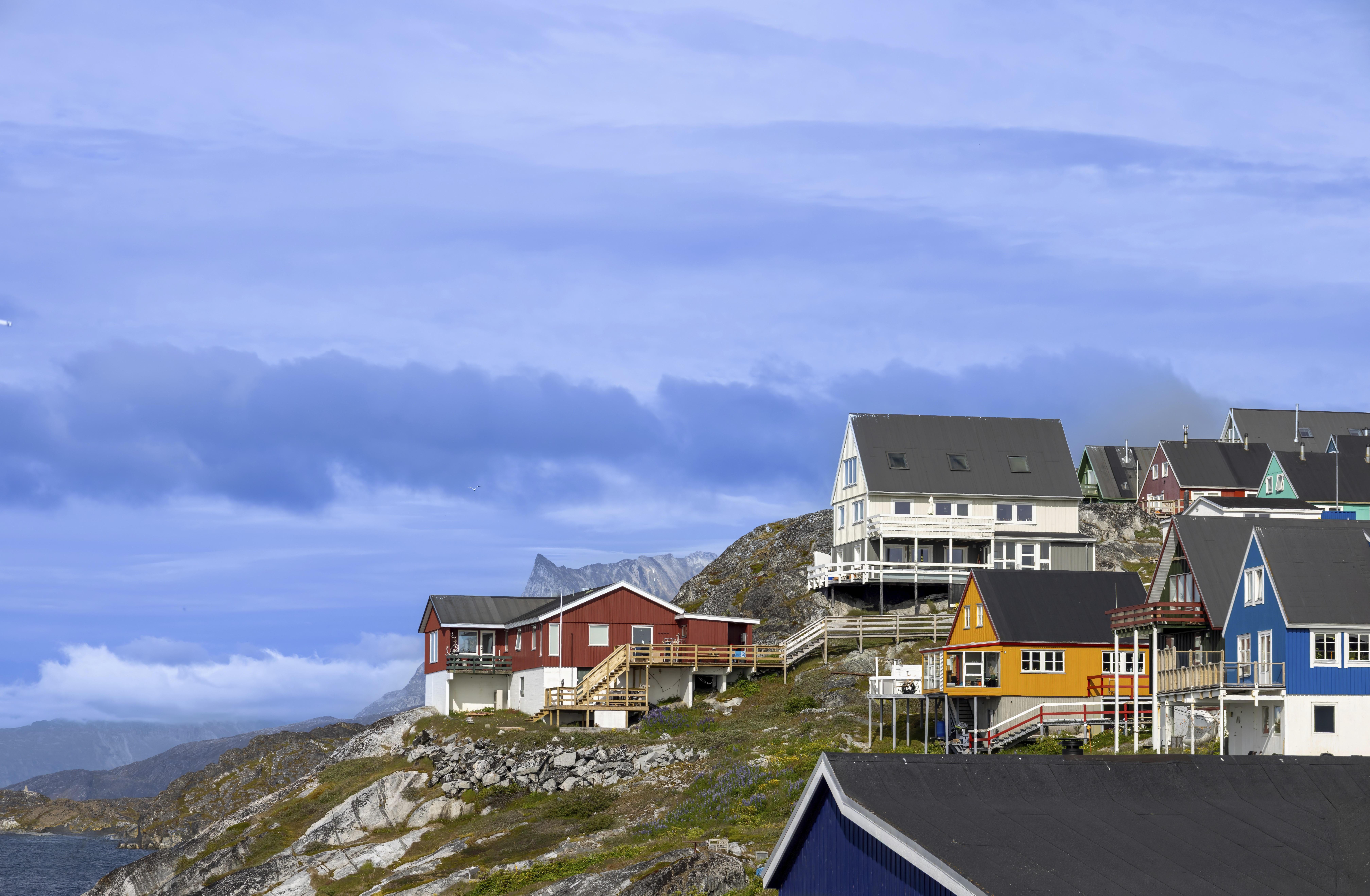 Panoramablick auf die grönländische Hauptstadt Nuuk