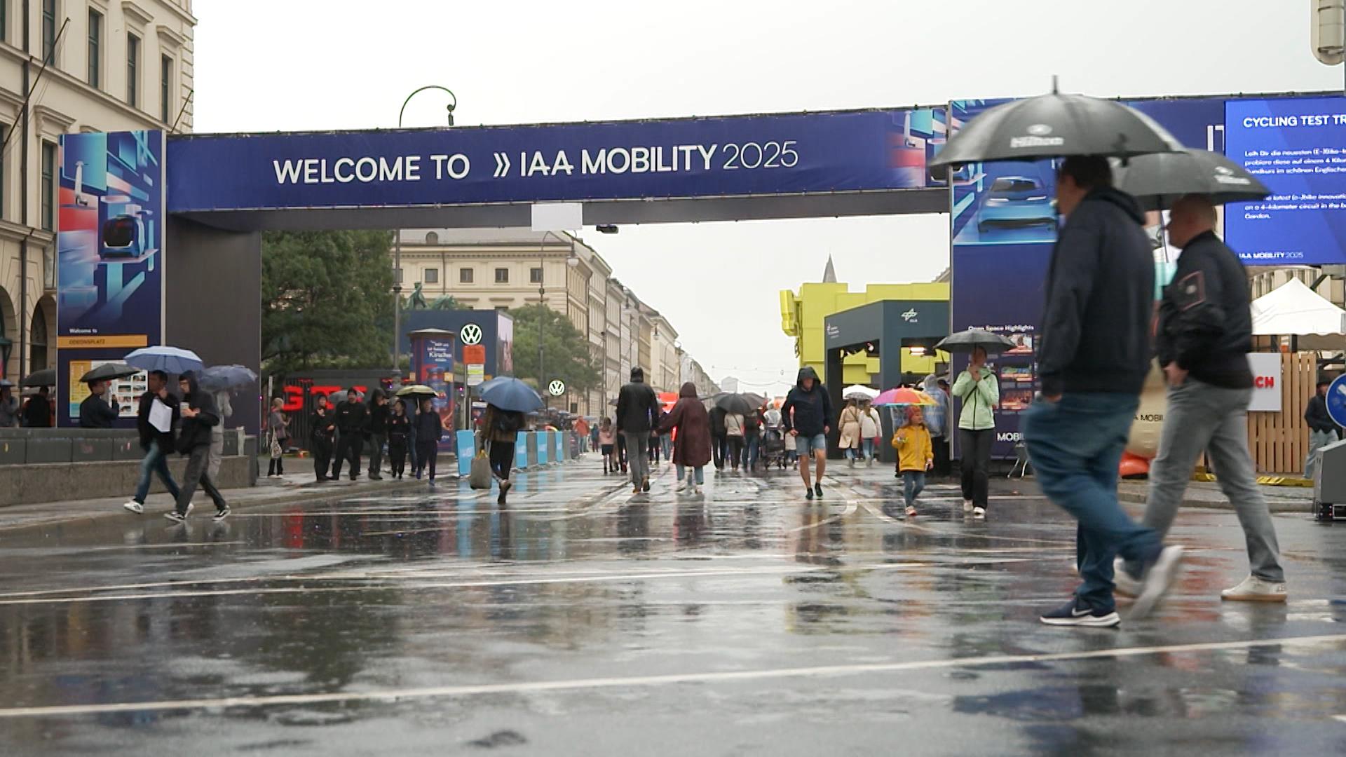 Seit Dienstag konnten Interessenten die Internationale Automobil-Ausstellung besuchen. Zum dritten Mal fand diese in der Landeshauptstadt statt. Mit über einer halben Million Besuchern kamen dieses Jahr so viele wie noch nie zur IAA Mobility.