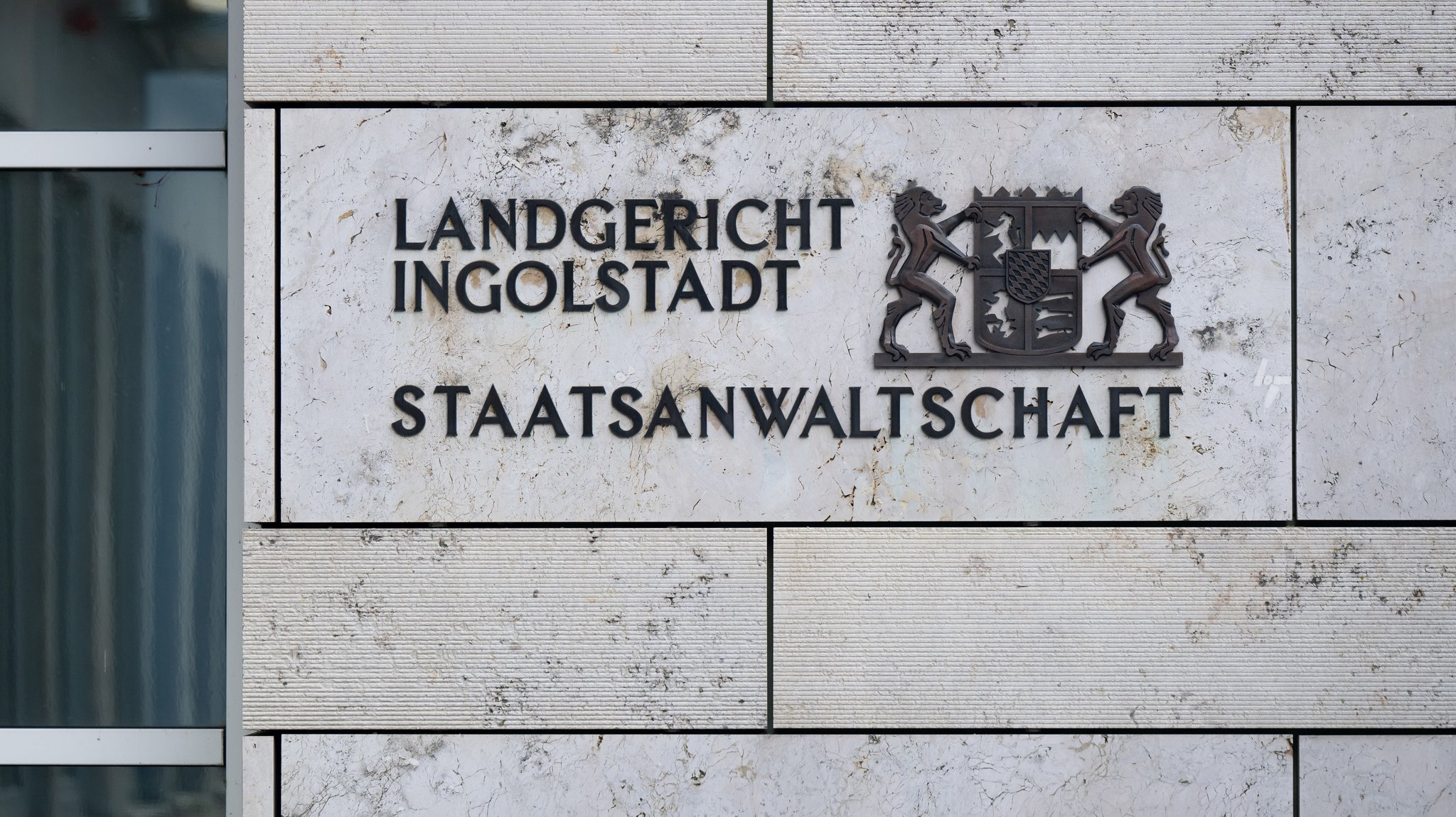 Zu sehen ist die Außenfassage des Landgerichts Ingolstadt 