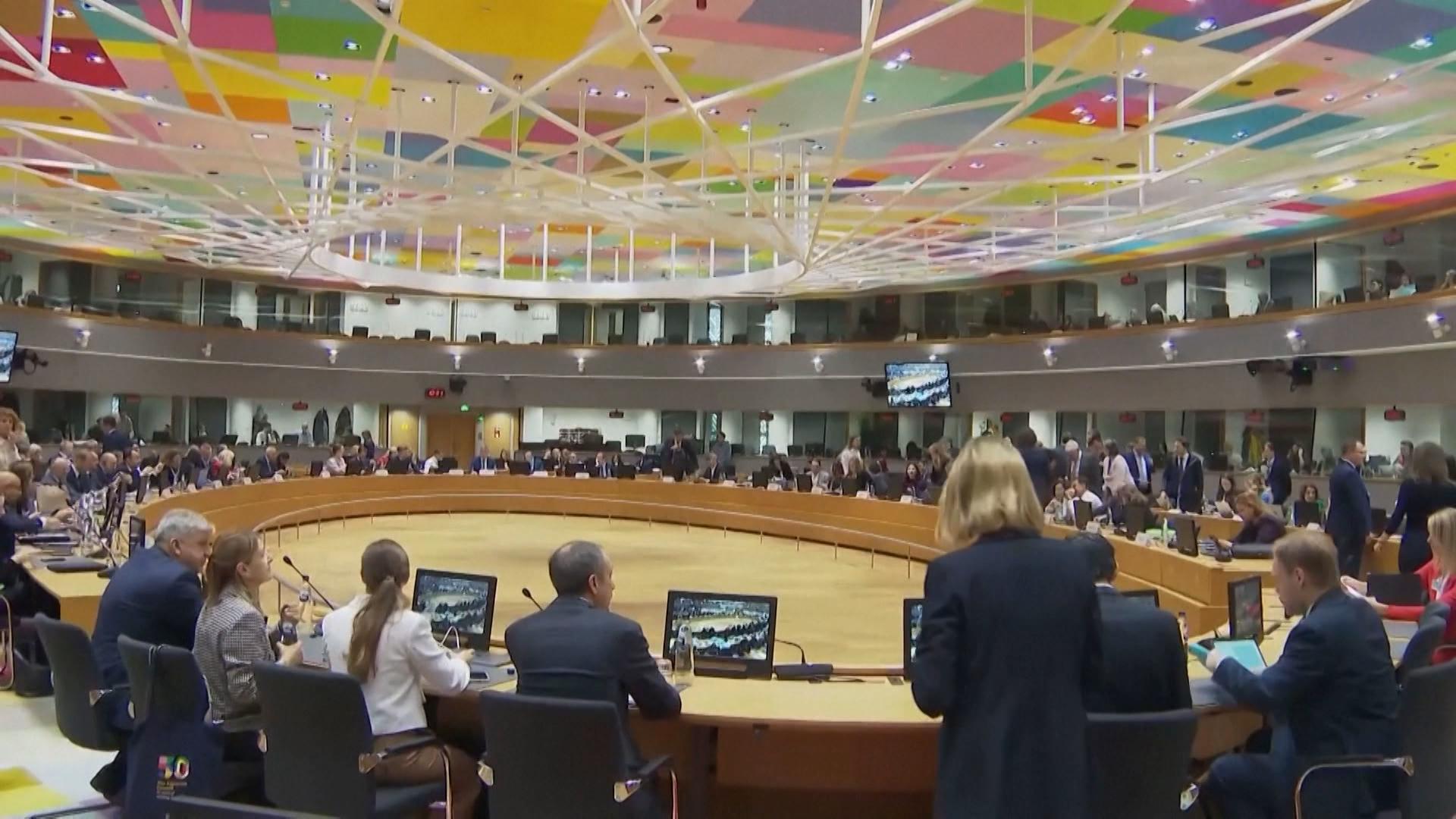 Die EU-Umweltminister haben sich doch noch auf ein Klimaschutzziel für 2040 geinigt. So soll der Ausstoß von Treibhausgasen im Vergleich zu 1990 um 90 Prozent sinken. Aber die EU Staaten 