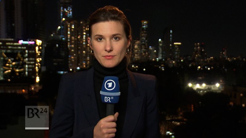 Welche Strategie verfolgt Israel mit den militärischen Angriffen in Syrien? Eine Einschätzung liefert BR-Korrespondentin Sophie von der Tann. | Bild: BR Welche Strategie verfolgt Israel mit den militärischen Angriffen in Syrien? Eine Einschätzung liefert BR-Korrespondentin Sophie von der Tann.