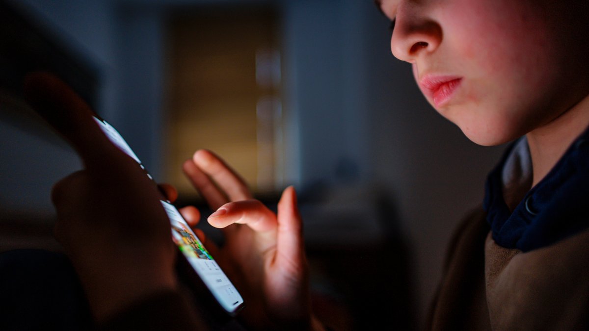 Aigner unterstützt Social-Media-Verbot für Kinder