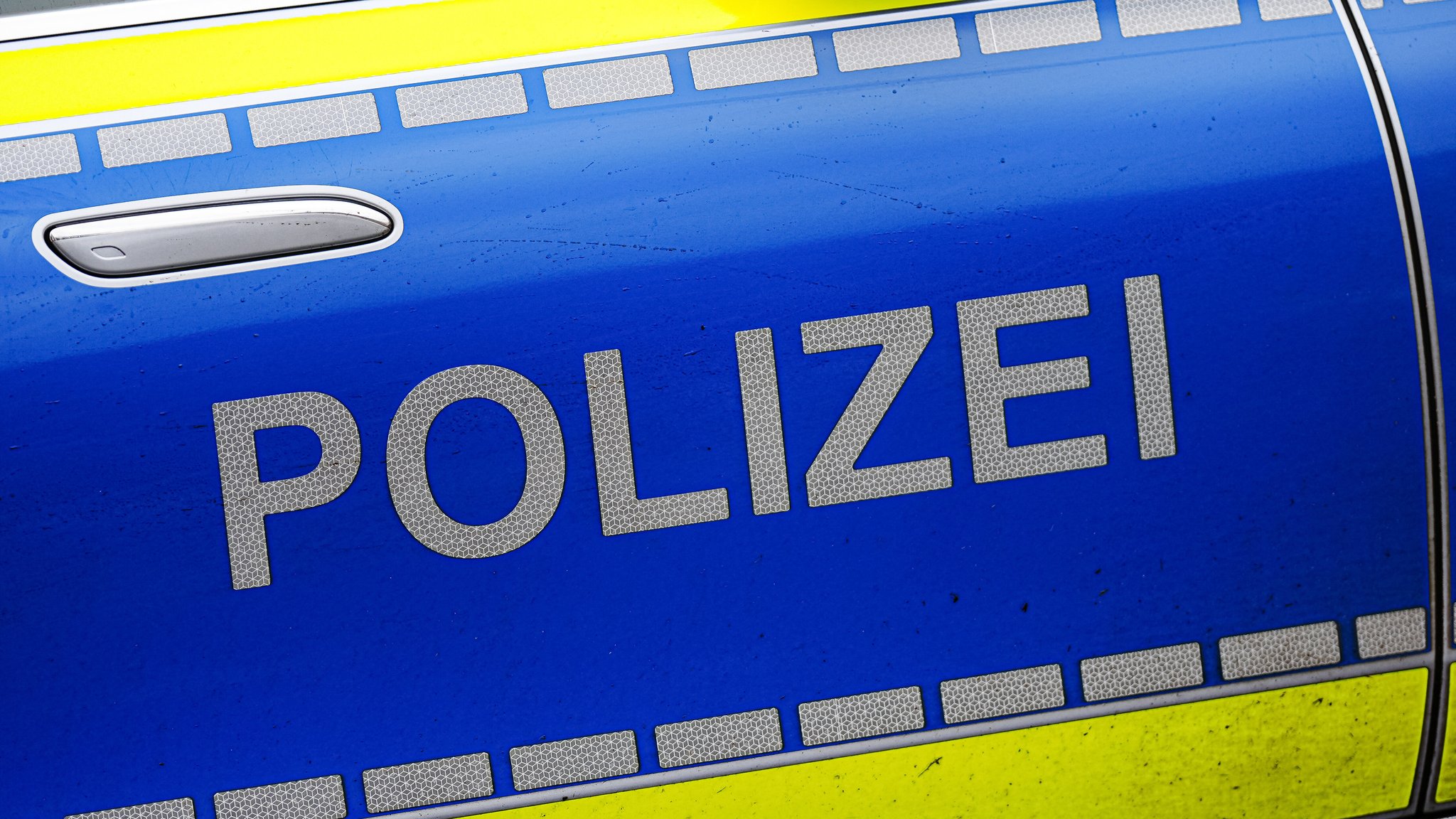 Symbolbild: Polizei | Bild: picture alliance / Eibner-Pressefoto | Eibner-Pressefoto/Marcel von Fehrn Symbolbild: Polizei