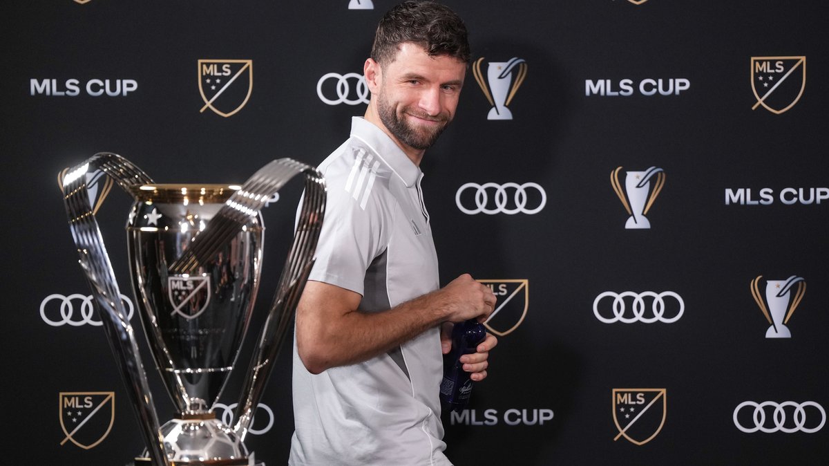 Traumfinale Thomas Müller gegen Lionel Messi elektrisiert MLS