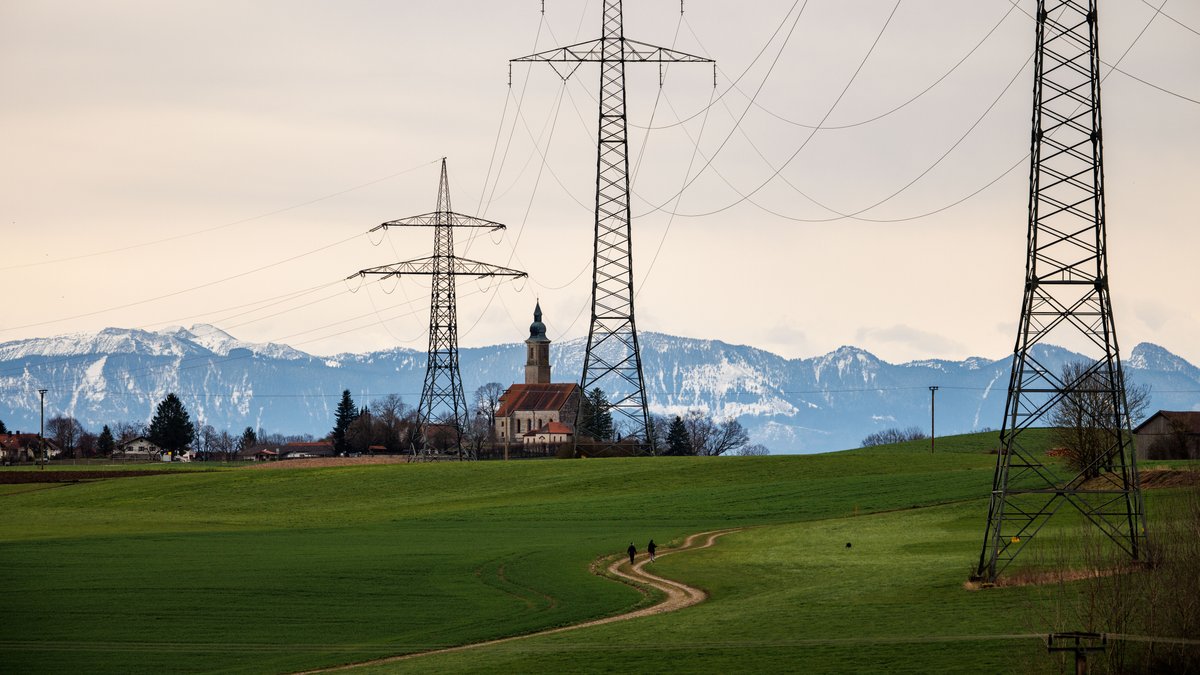 Energieexperten für lokale Strompreise – Staatsregierung dagegen