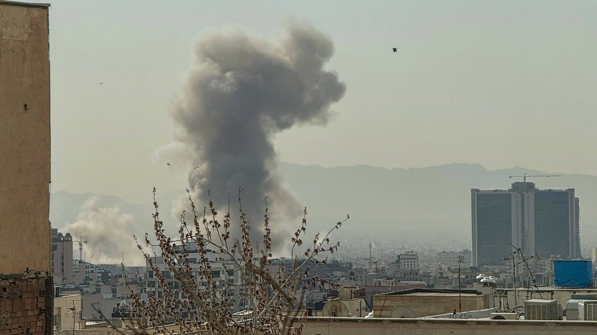 Rauch über Teheran nach einer Explosion