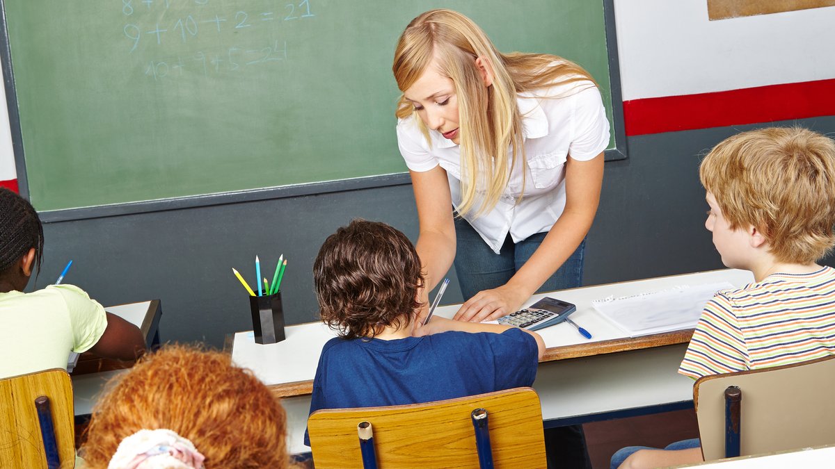 Studierende als Lehrer: Aushilfsjobs gefährden Studienerfolg