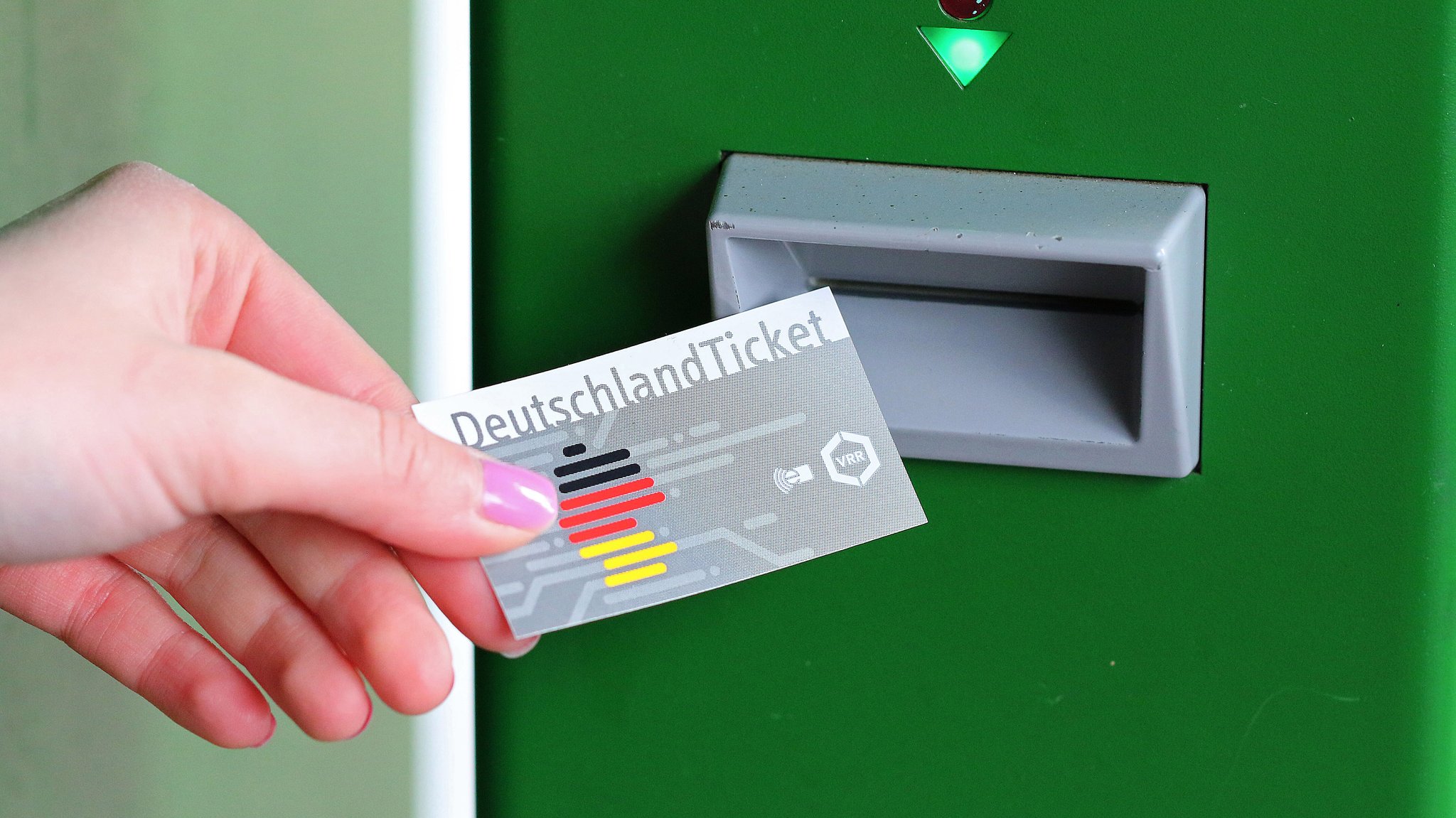 ADAC: Monatskarte in Städten oft teurer als Deutschlandticket