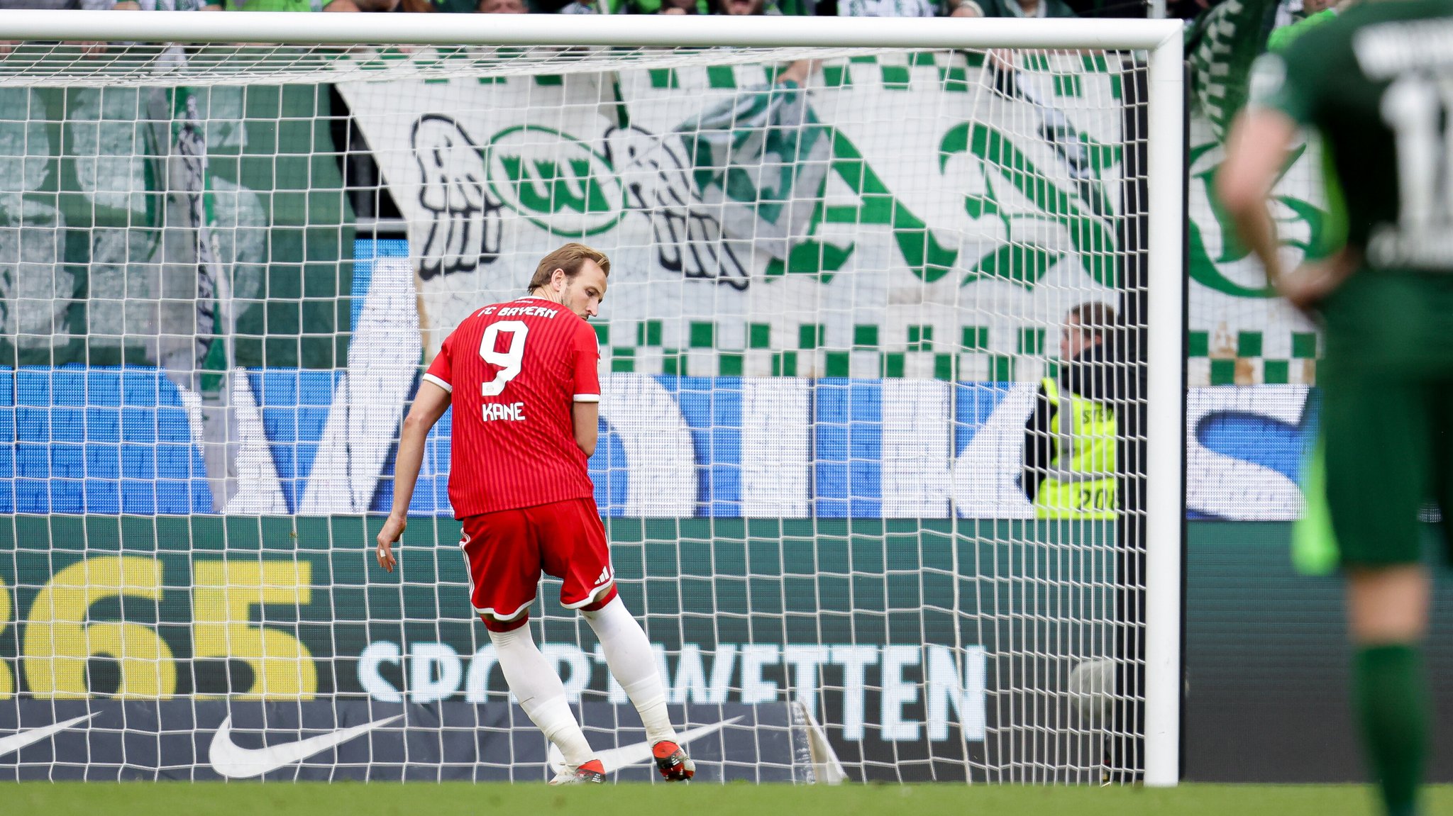 Harry Kane verschießt gegen WOlfsburg einen Elfmeter