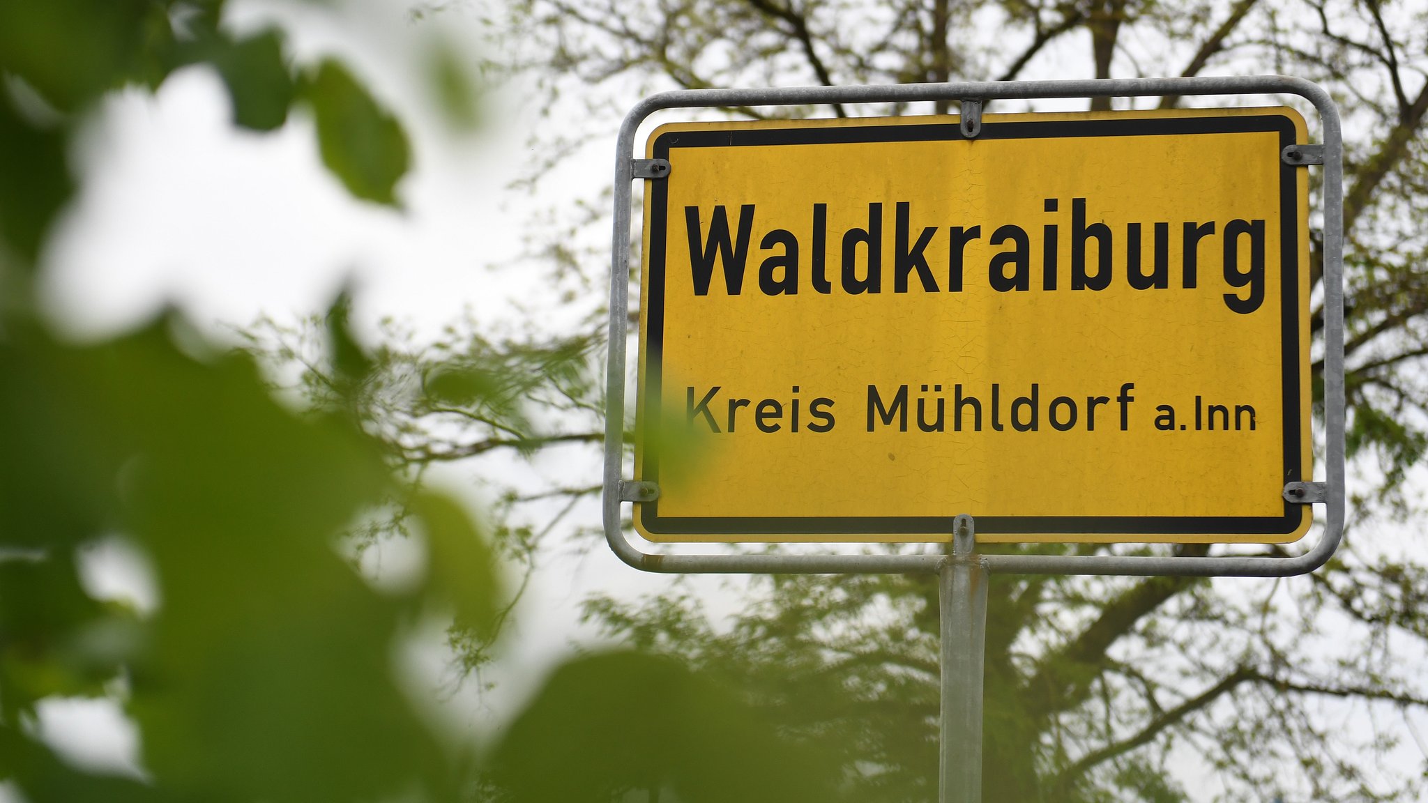 Ortsschild Waldkraiburg