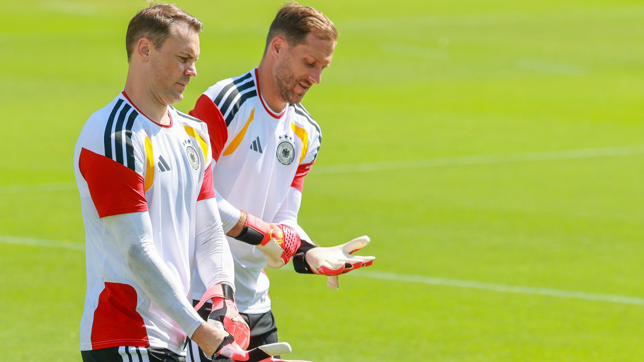 Manuel Neuer und Oliver Baumann beim letzten Training