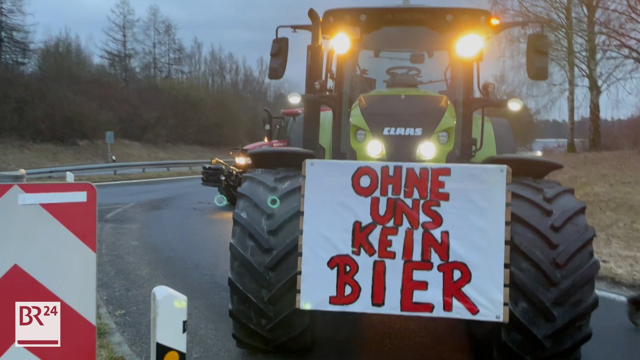 Verkehrsbehinderungen durch neuerliche Bauern-Proteste in Bayern