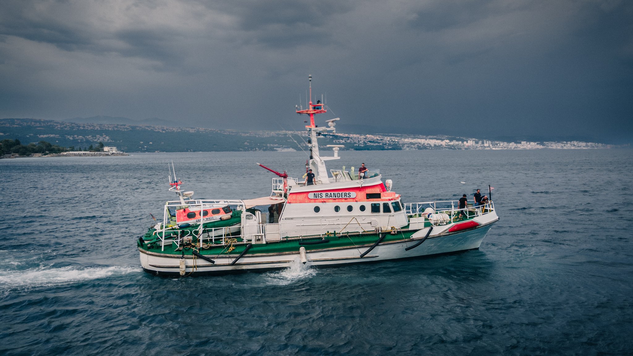 Die "Nis Randers" im Meer