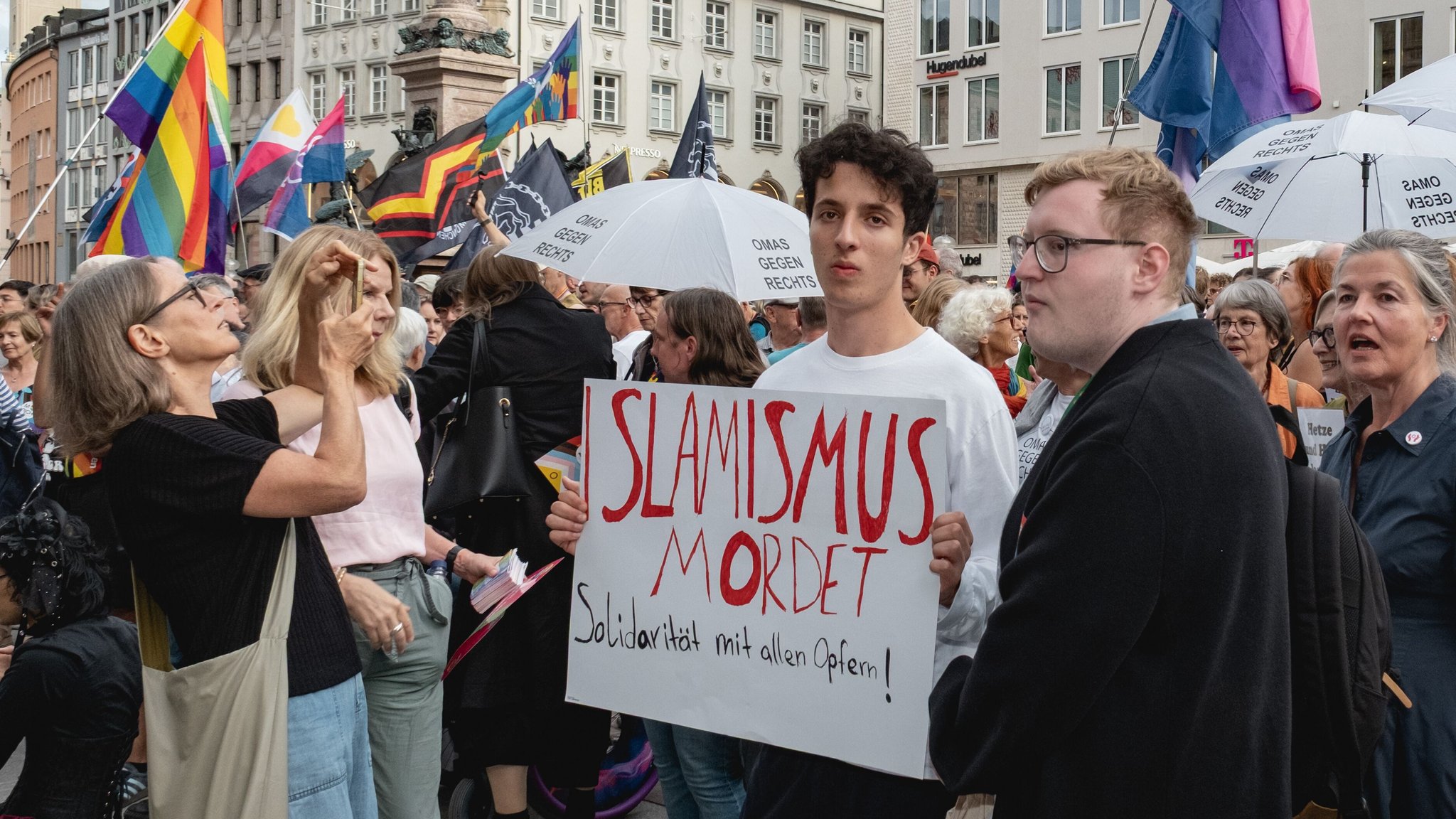 Queere Muslime nach CSD-Anschlag: "Islamismus ist nicht Islam"