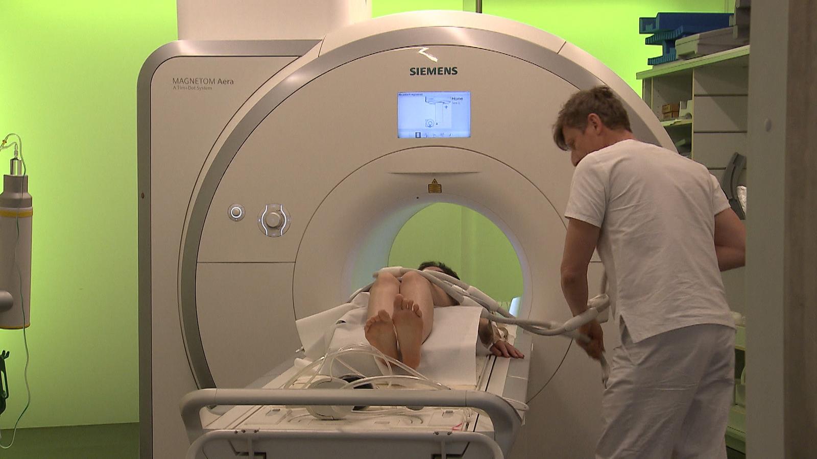 MRTKontrastmittel mit Nebenwirkungen BR24