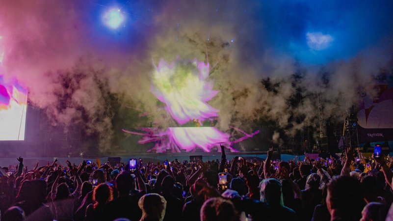 ARCHIV: Das Superbloom Festival 2024. | Bild: BR/Vera Johannsen ARCHIV: Das Superbloom Festival 2024.