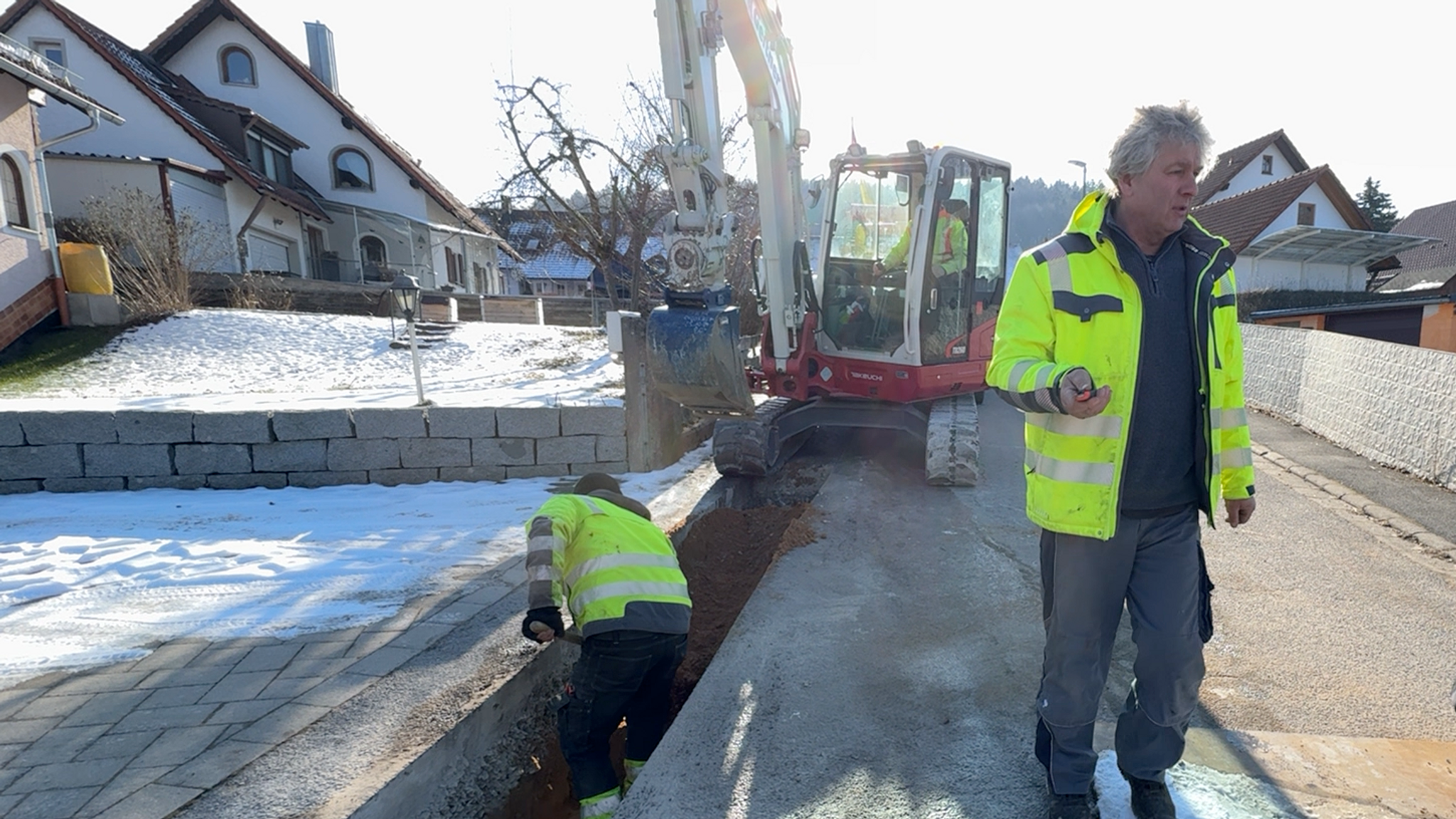 Wärme aus Biogas – Bauernfamilie heizt Bürgern ein