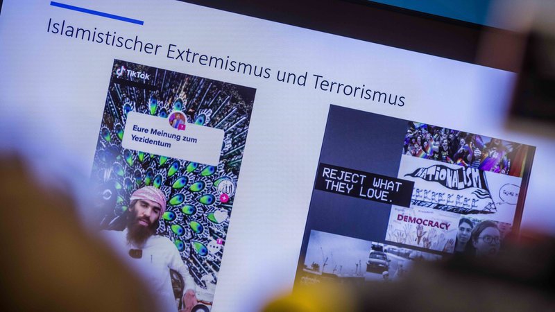 Der Einfluss von salafistischen TikTok-Influencern ist groß. (Symbolbild) | Bild: pa/dpa/Sachelle Babbar Der Einfluss von salafistischen TikTok-Influencern ist groß. (Symbolbild)
