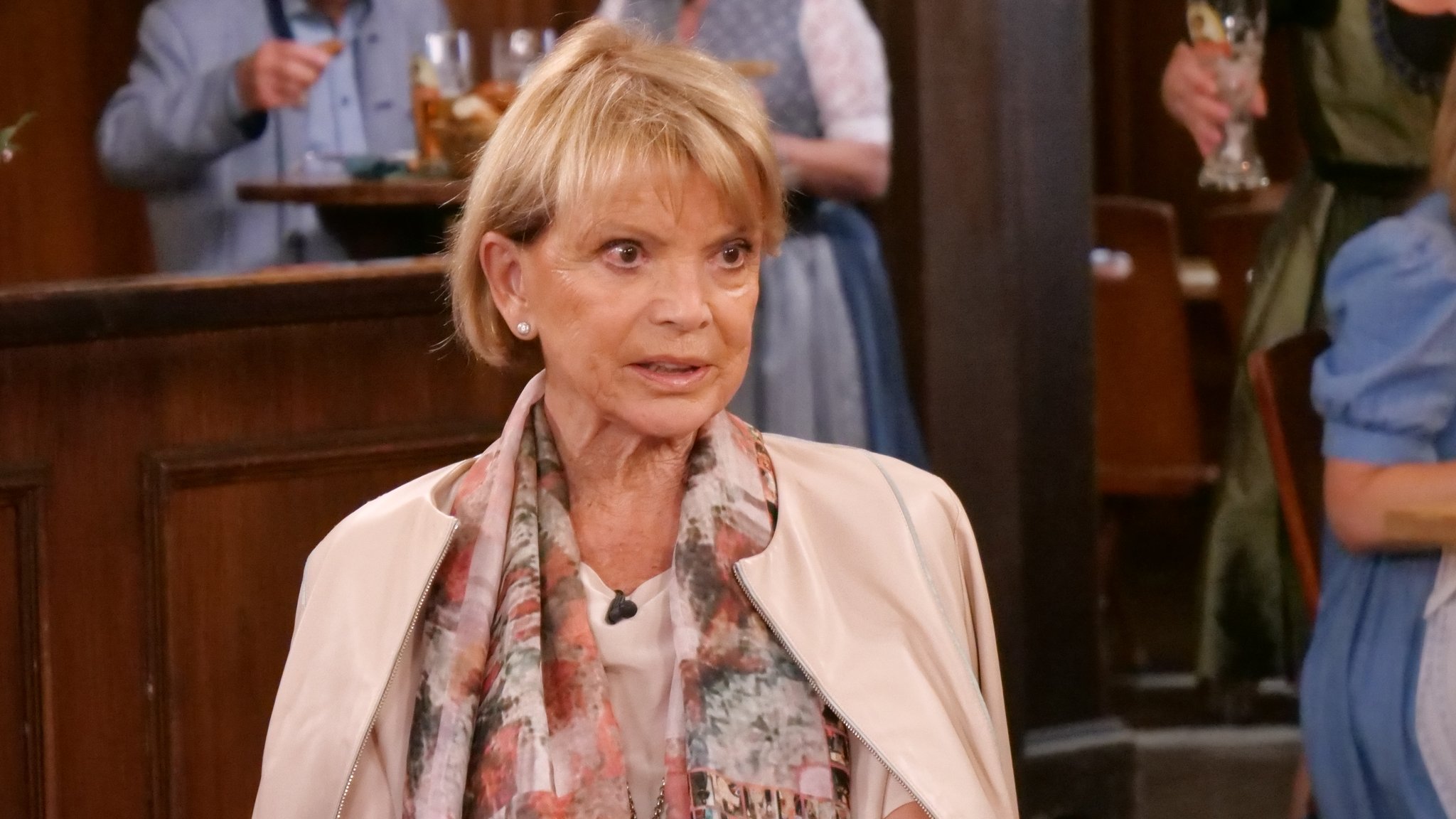 Uschi Glas am Sonntags-Stammtisch