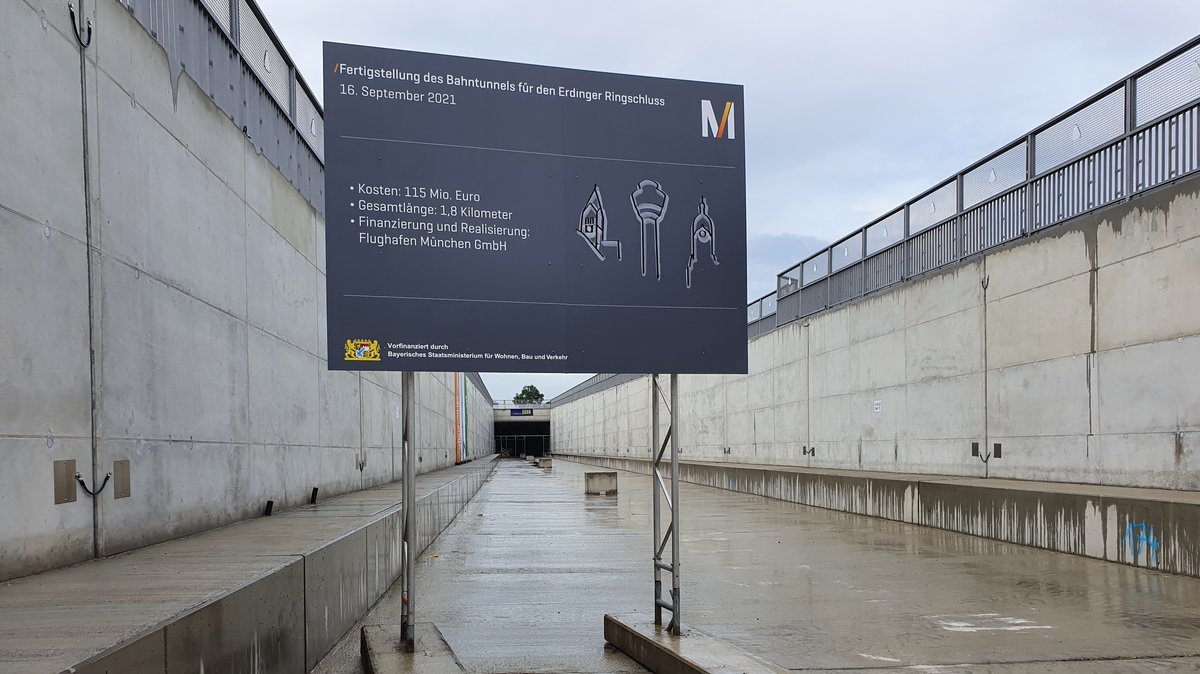 Tunnel am Flughafen München für den "Erdinger Ringschluss"