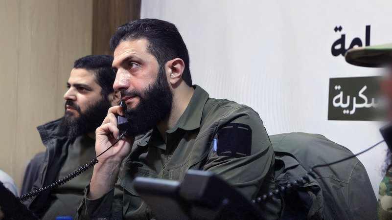 HTS (Hayaat Tahrir Al Sham) leader Ahmed Al-Shara, also known as Abu Muhammad Al-Jolani. | Bild: pa/dpa/Balkis Press/ABACA HTS (Hayaat Tahrir Al Sham) leader Ahmed Al-Shara, also known as Abu Muhammad Al-Jolani.