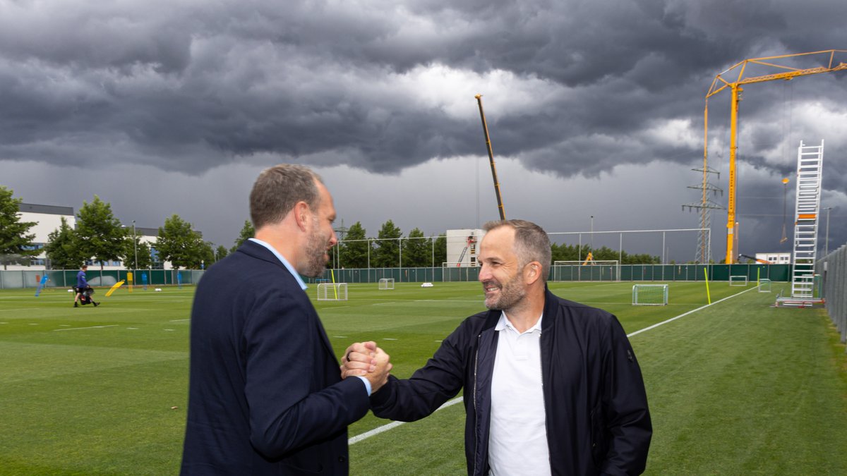 Trainerfrage beim FC Augsburg: So plant Ströll mit Baum