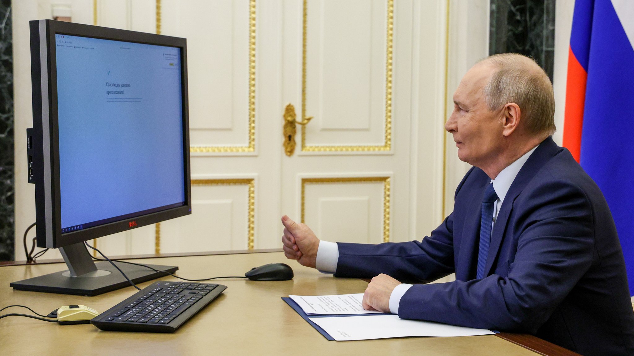 "Einmachgläser statt Buchweizen": Viel Spott für Putins "Wahlen"