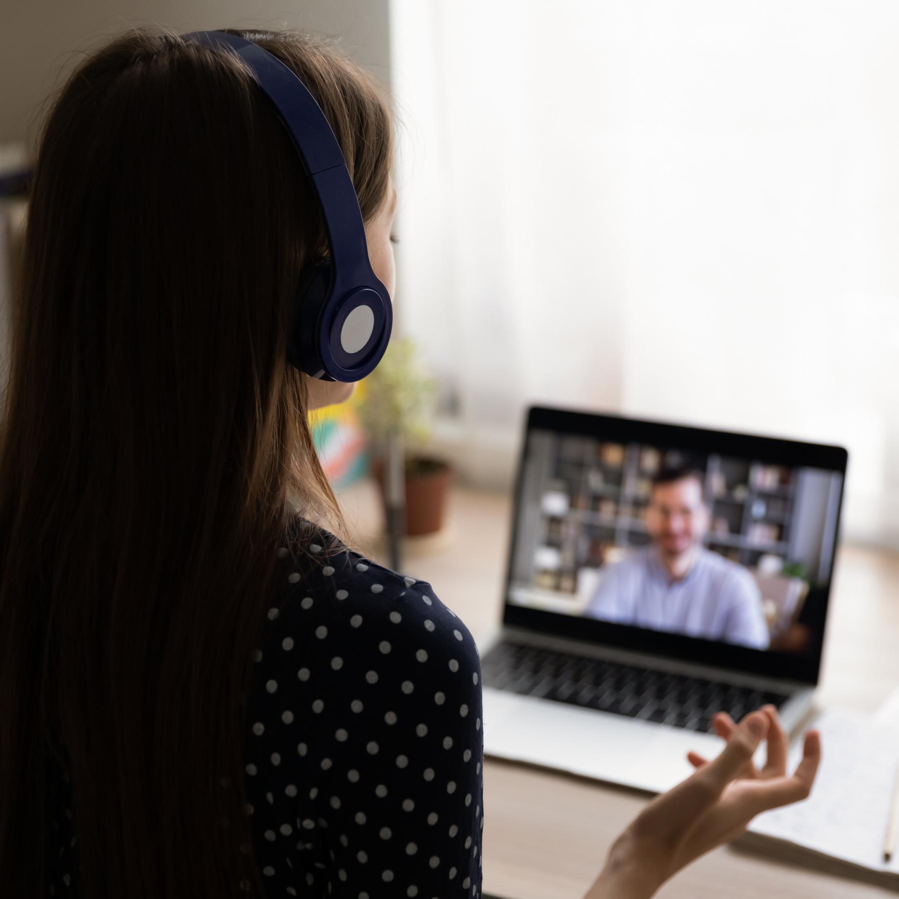 Virtuelle Psychotherapie - Sprechstunde bei App und Co.