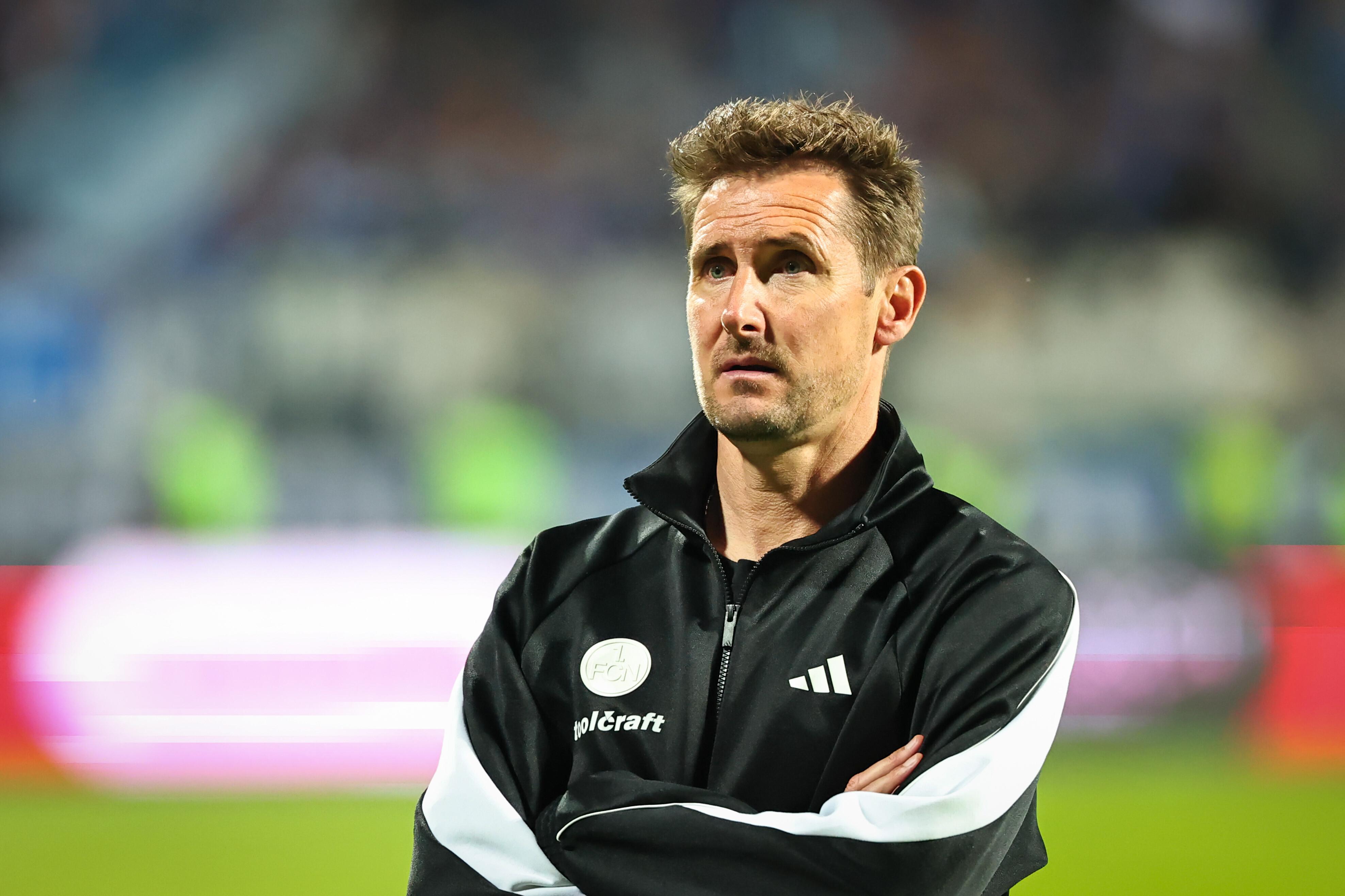 Fragender Blick in die Zukunft: Trainer Miroslav Klose