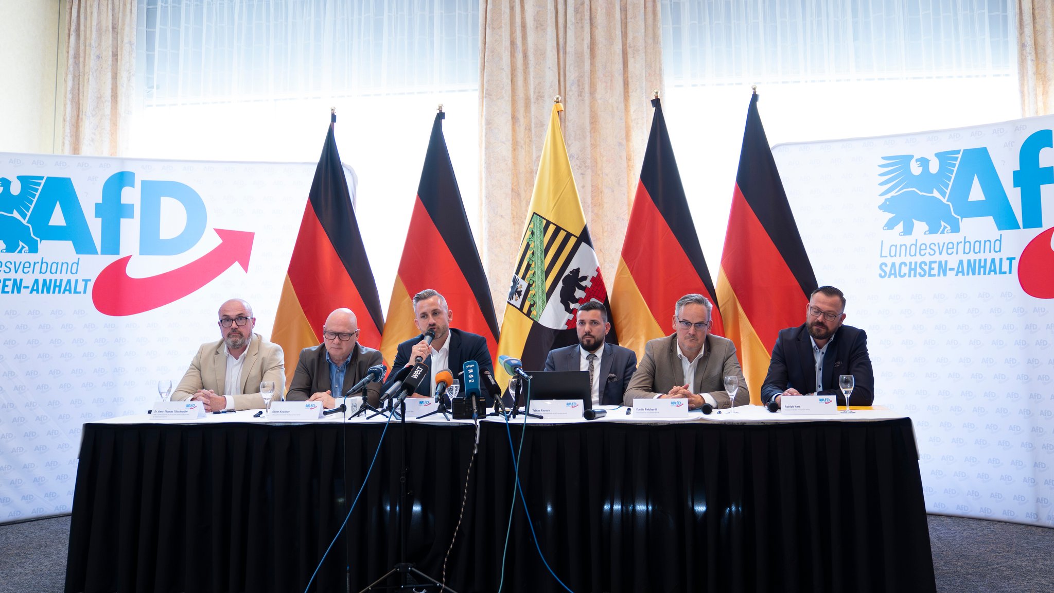 Wenn eine AfD-Regierung sich verweigert: Was kann der Bund tun?