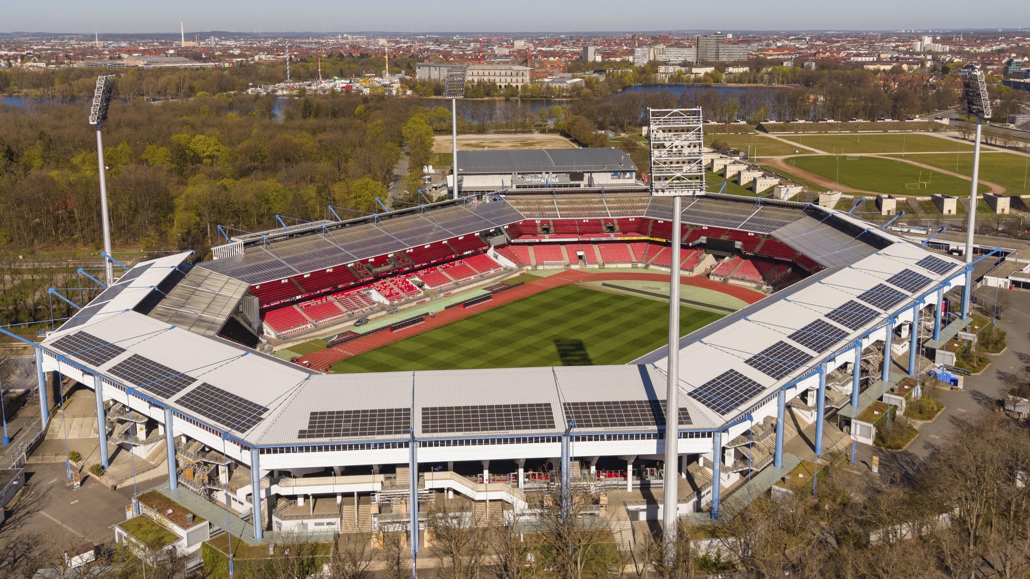 Das Max-Morlock-Stadion in Nürnberg von oben.