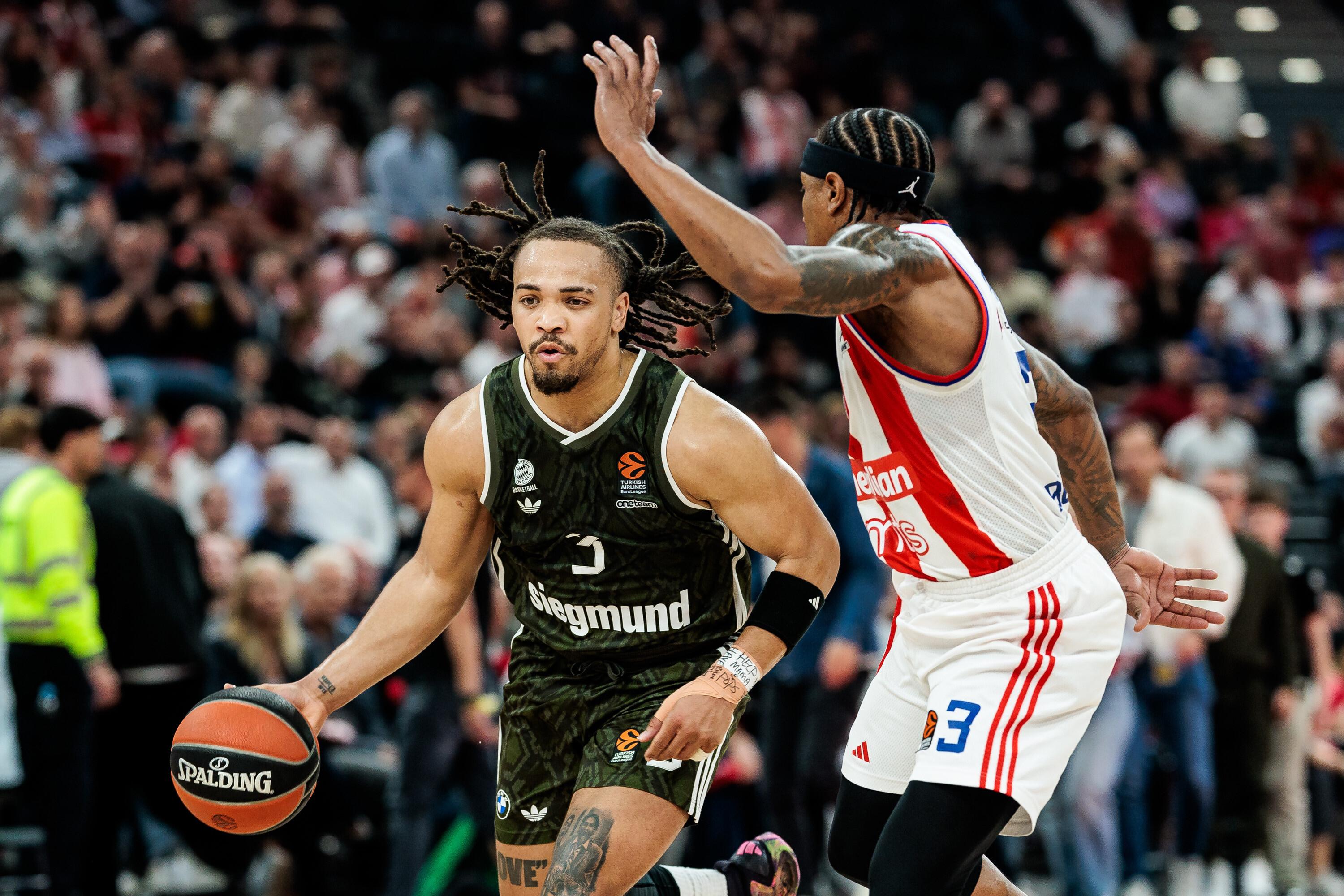 Carsen Edwards vom FC Bayern Basketball im Spiel gegen Roter Stern Belgrad.