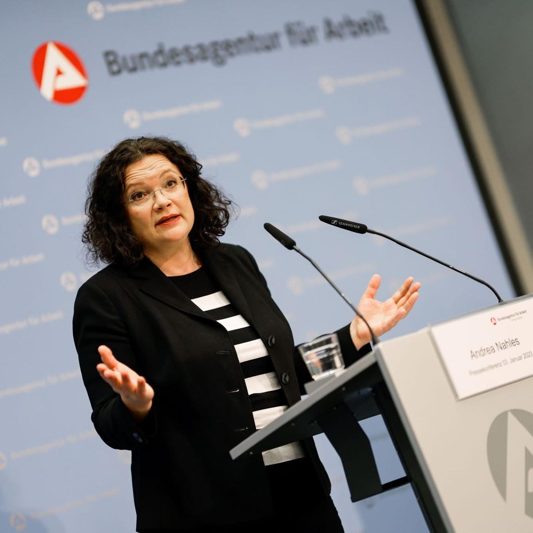 Grundsicherung: Nahles äußert Zweifel Grundsicherung: Nahles äußert Zweifel