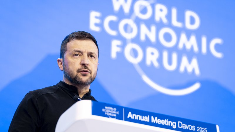 Der ukrainische Präsident Selenskyj ist nach Davos gereist. | Bild: dpa-Bildfunk/Michael Buholzer Der ukrainische Präsident Selenskyj ist nach Davos gereist.