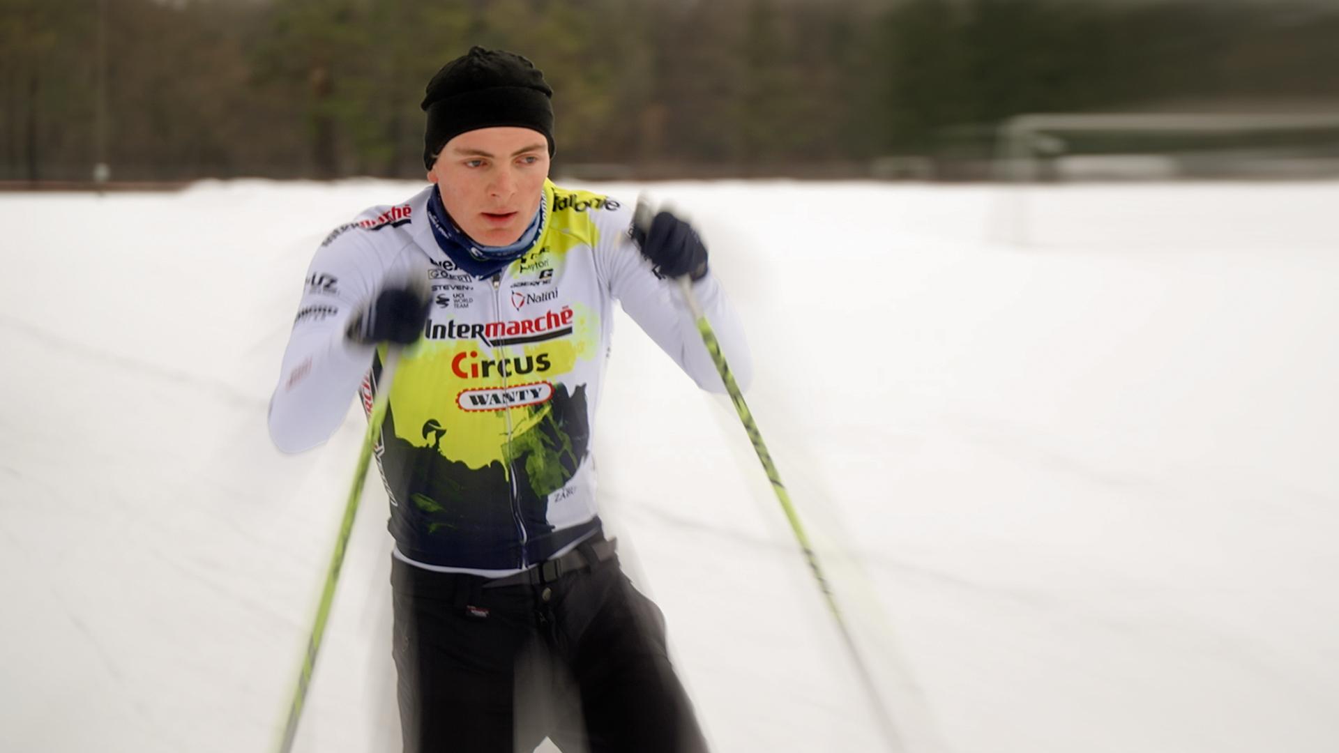 Der Augsburger Radprofi Georg Zimmermann bereitet sich auf die neue Saison vor - beim Langlauf. 