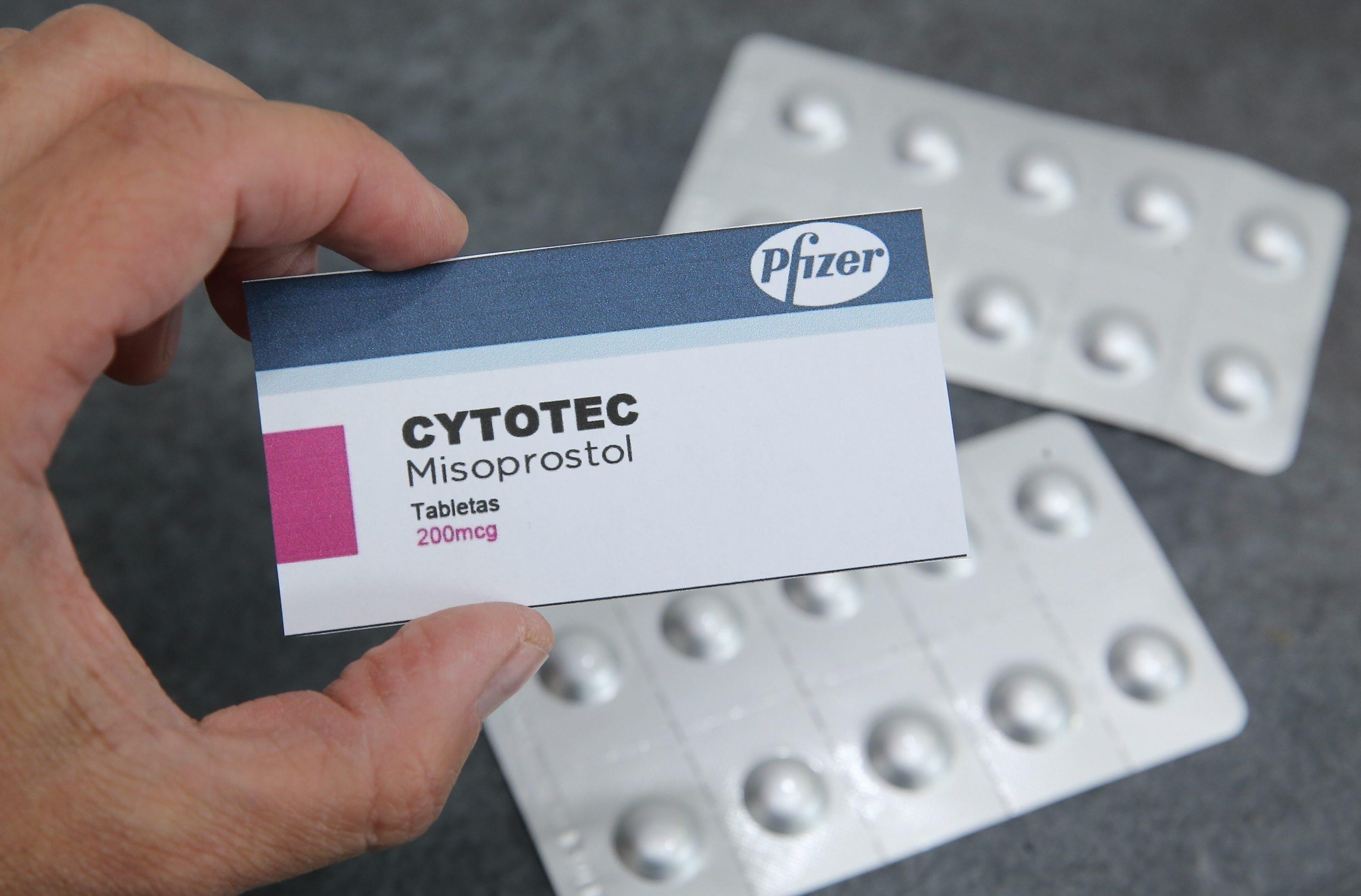 Мизопростол форум. Сайтотек 200. Таблетки cytotec misoprostol. Мизопростол 200 Сайтотек. Сайтотек мифепристон мизопростол.