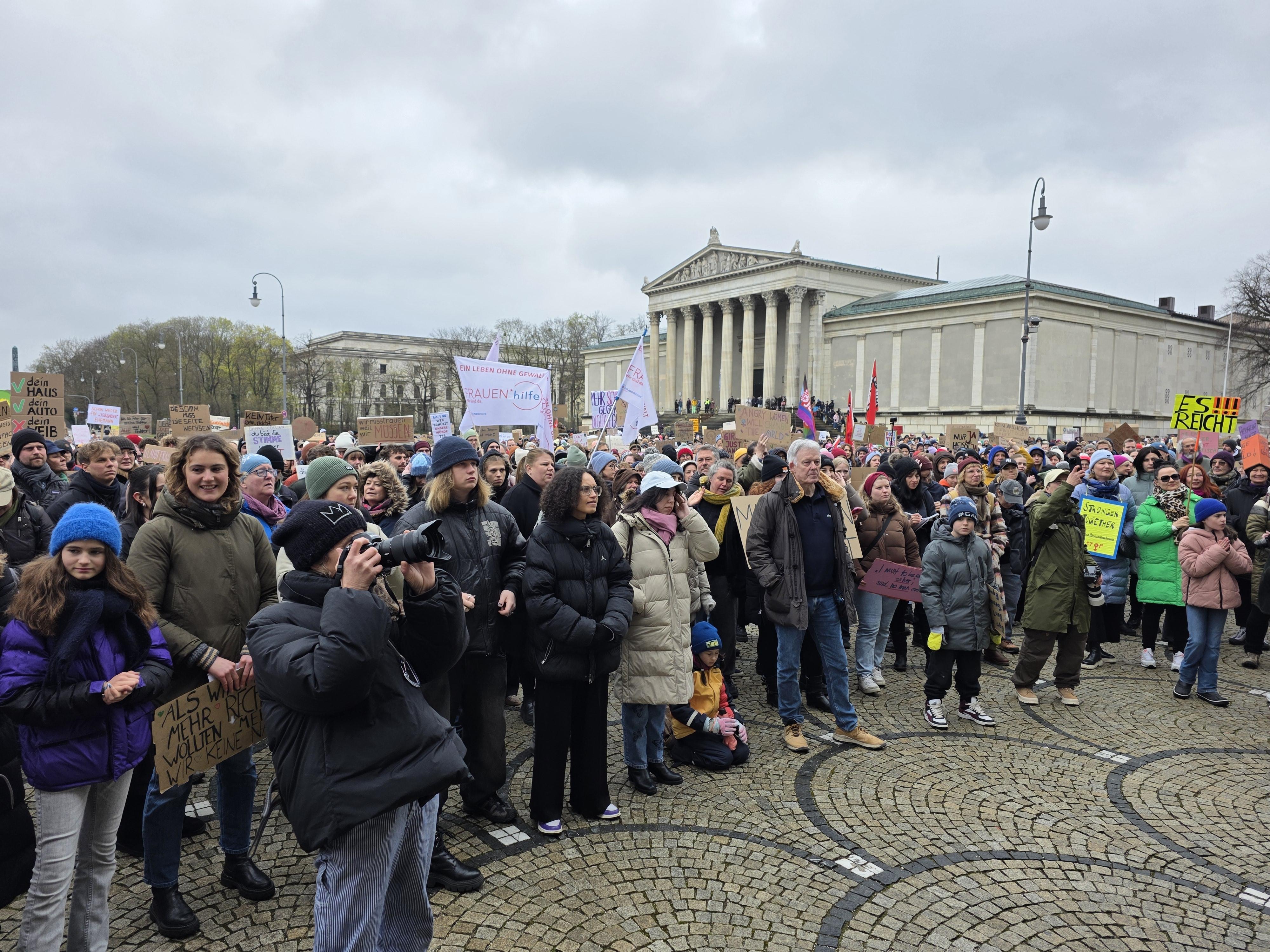 Solidarität mit Fernandes: Tausende demonstrieren in Bayern