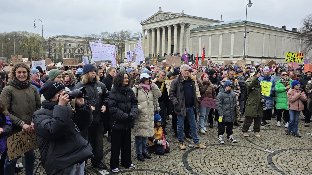 Solidarität mit Fernandes: Tausende demonstrieren in Bayern