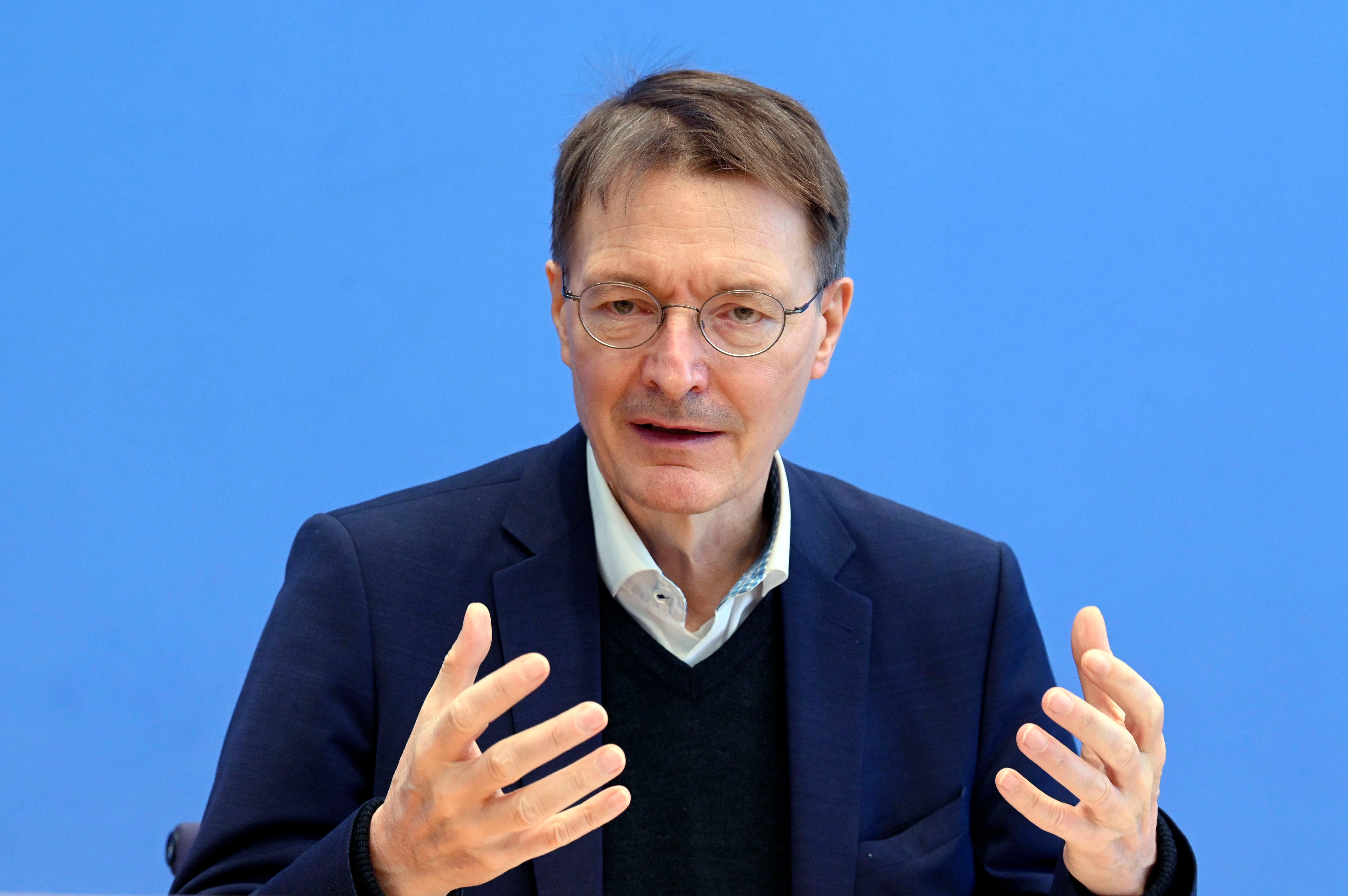 Bundesgesundheitsminister Karl Lauterbach (SPD) am 25.2.2022